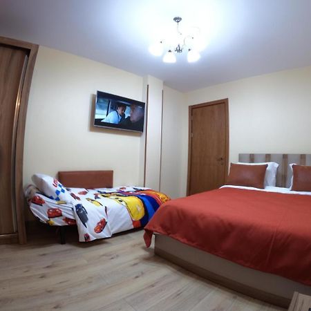 Central Park Apartments In Tbilissi Extérieur photo