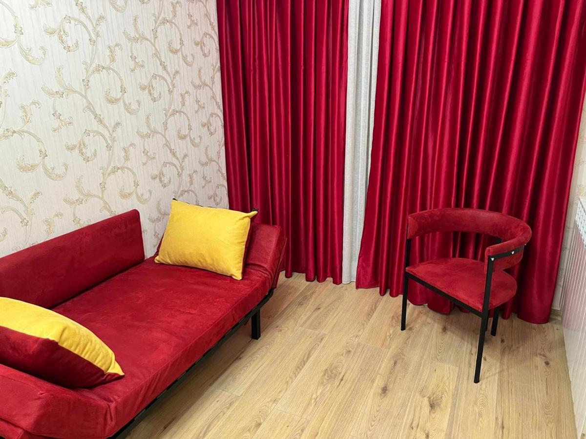 Central Park Apartments In Tbilissi Extérieur photo
