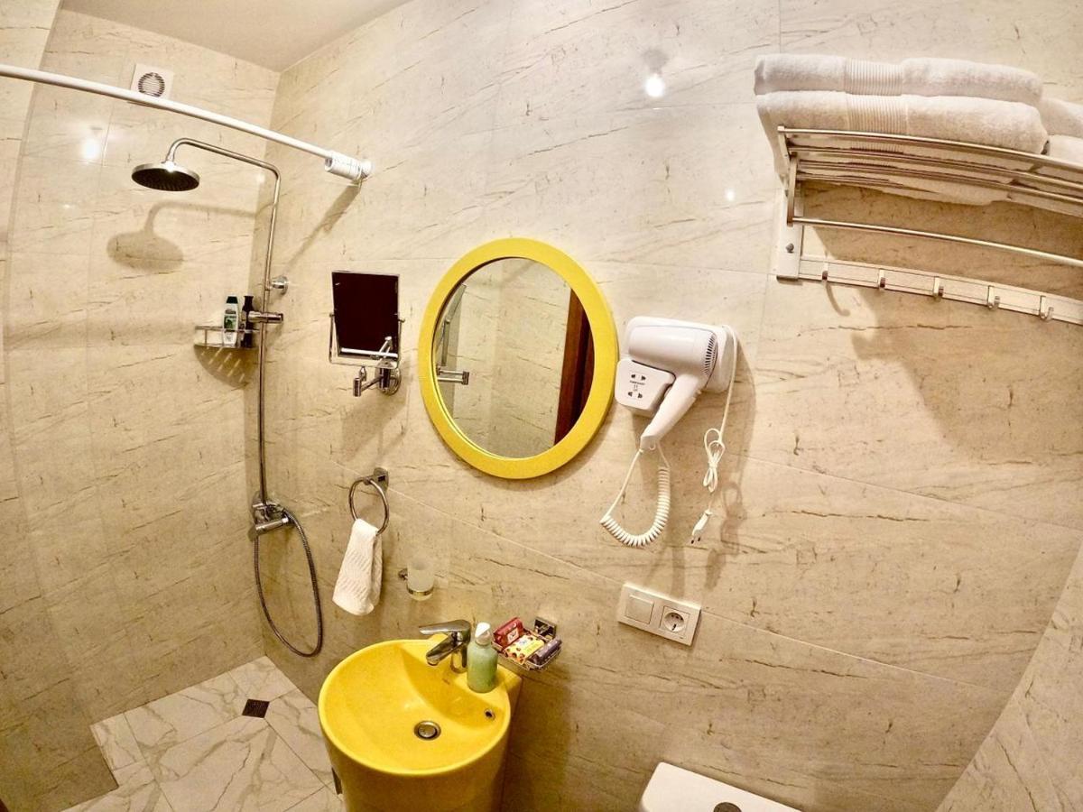 Central Park Apartments In Tbilissi Extérieur photo