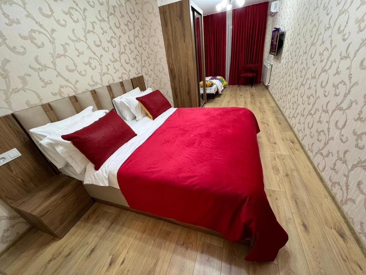 Central Park Apartments In Tbilissi Extérieur photo